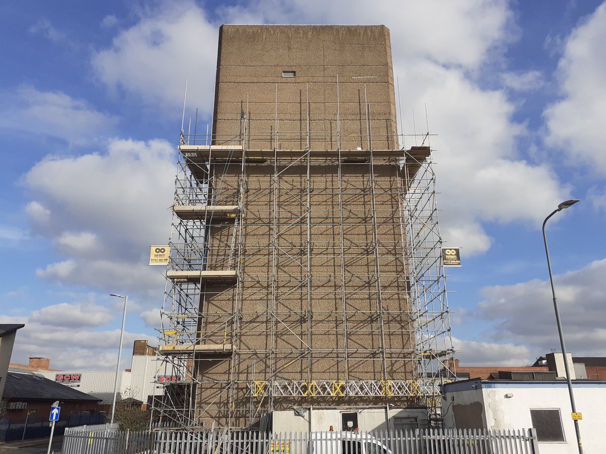 infinitiscafold's tweet photo. Scaffolding up at DWP Grimsby. https://t.co/zbfQkNeluY