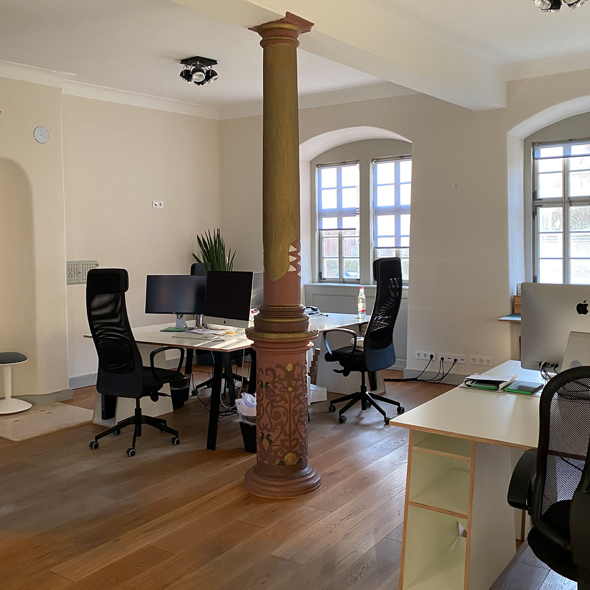 Ab heute arbeiten wir auch zu 100% Remote. 🏠 
Für uns als Digitalagentur ist dies zwar ein einfacher aber doch ungewohnter Schritt. 

#flattenthecurve #stayhome #staysafe #corona #homeoffice #fullremote #remotework #teamremote #team360vier