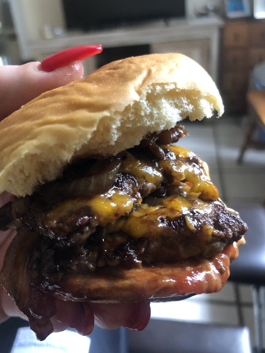 Danielle - Diva Q® tweet media