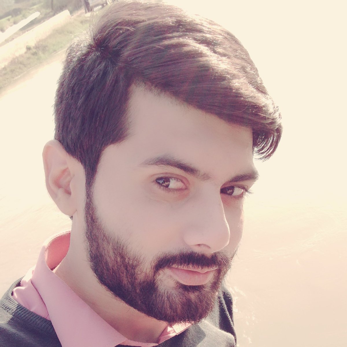 RehanAslam401's tweet photo. #NewProfilePic https://t.co/RcTyKUHZQd