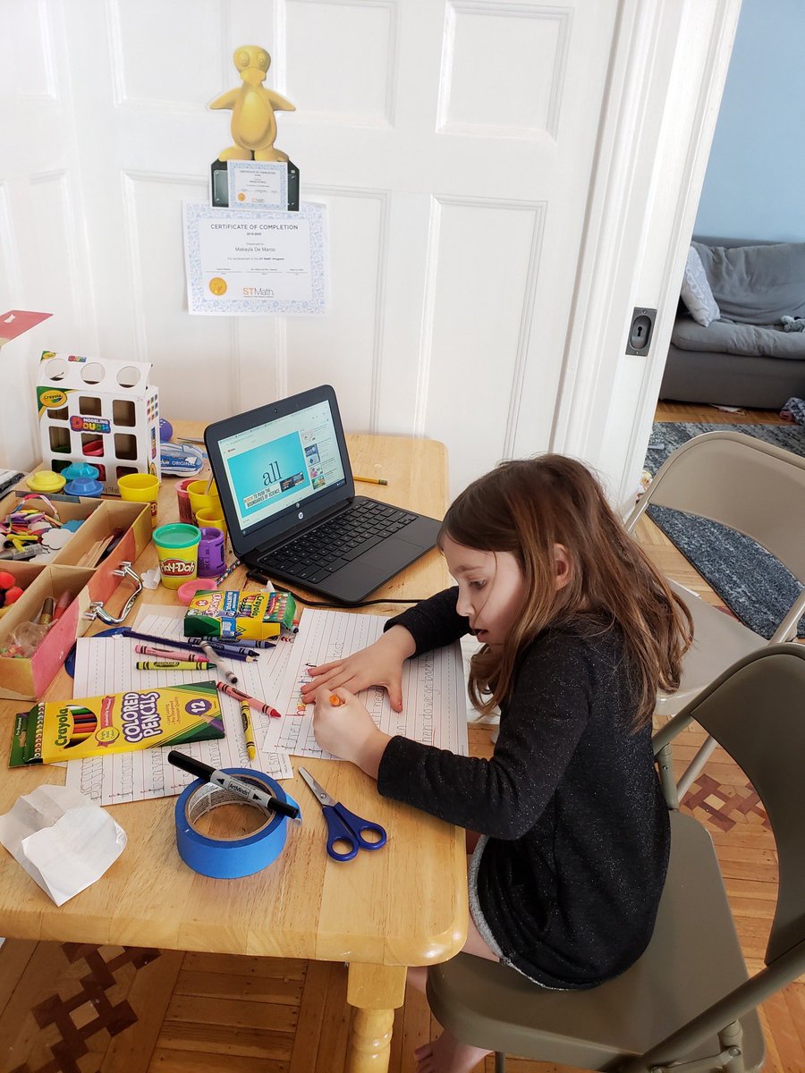 McginleyIsabel's tweet image. #WeeLearn! virtual school days in action 📚📓⁦@WeehawkenTSD⁩ ⁦@EricCrespoEDU⁩