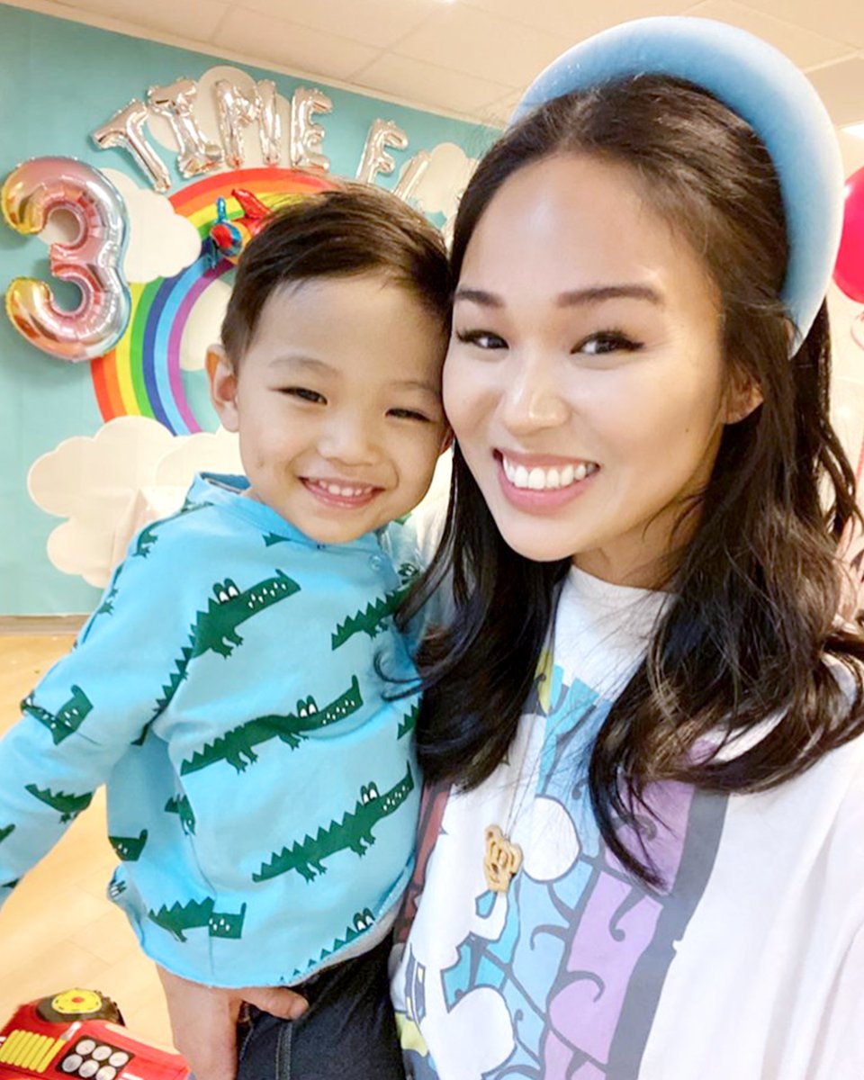 coterieparty's tweet photo. Scenes from happy Hugo’s 3rd birthday 🥳 ft. our Yes Way, Ombré Plates and lots o cake! | 📸 @patriciachang https://t.co/bmLb4vmM4x