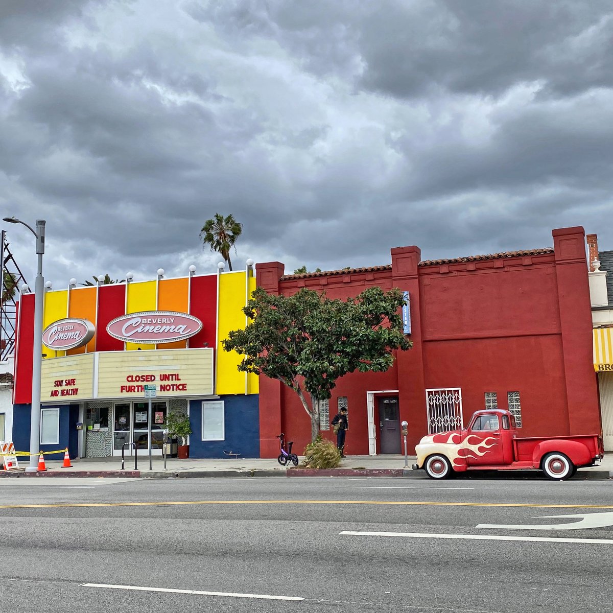 Doing our civic duty &amp; implementing #SocialDistancing:
Our MISTER FREEDOM® Los Angeles retail store is now closed to the public until further notice.
Online operations remain uninterrupted. 
FREE shipping to 🇺🇸 MisterFreedom.com
Be responsible &amp; considerate, stay safe.