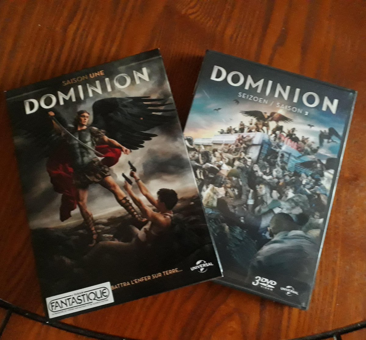 Grasser33Helene's tweet photo. Time is right, I think, to watch my favorite tv show again and fly away with archangels. #Dominion
#StayAtHome #ResterChezVous #confinementtotal #COVID19
#letsbepatient https://t.co/NDW5rWXSmD