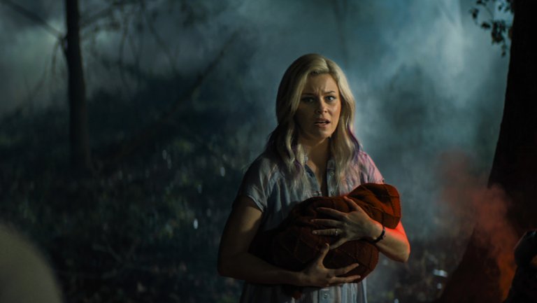  #Brightburn (2019) while not the most original, it is a fun little horror movie with interesting premise and really gory deaths, however it is filled with cliches that hinder it at times. The acting is great and the score, visual and sound effects are good. I want a sequel tbh