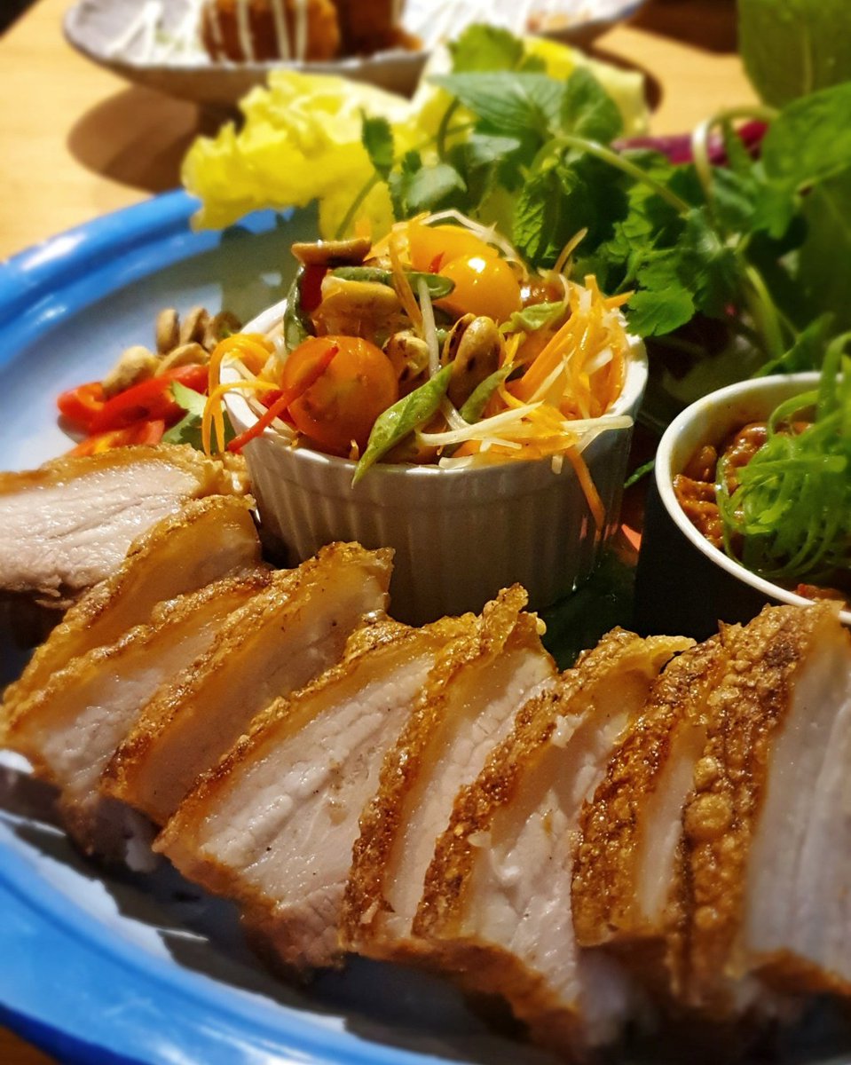 {NEW POST}
Thai but not as you know it. A fusion of Thai and Korean it's a place worth visiting. foodieling.com/2020/03/mimi.h…