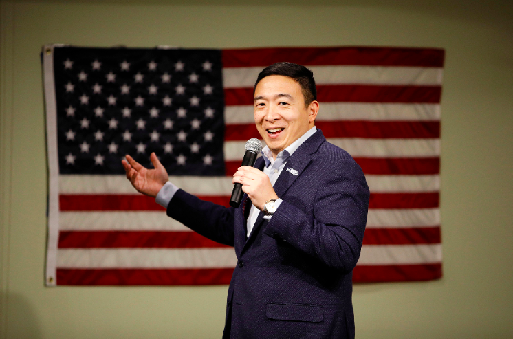 RollingStone's tweet photo. In an exclusive interview, Andrew Yang says he’s spoken with Democratic leaders about a basic income plan to respond to the new coronavirus pandemic https://t.co/WK1iQfBDlR https://t.co/CgHQ2nc67H