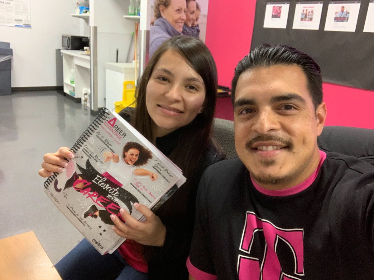 jackemarin615's tweet image. I'm  happy to be working along my career growth  with one of best out there. Thank you for your support and everything  you have taught  me in such short  time. 🙌🙌 @RaulG5001 @MRM8907 @RyanShiell @JonFreier #weneedmoreleaderslikeyou #advantageprogram #CAP #TMobile #nextlevel