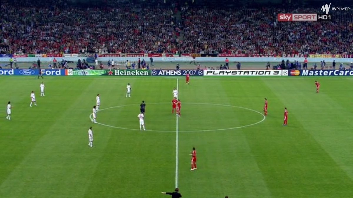 пушистый микрофон на футболе. россия греция евро 2012. микрофон. игра зенита и цска. испания португалия 2012.