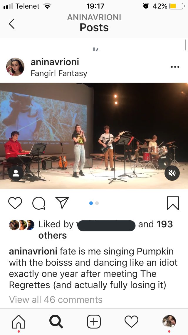 TooFaabulous's tweet photo. HELLO HI I NEVER TWEET BUT HI IM LOSING IT 
ON FRIDAY I SANG IN FRONT OF AN AUDIENCE FOR THE FIRST TIME AND I CHOSE PUMPKIN BECAUSE @regrettesband GAVE ME THE COURAGE AND I POSTED A VIDEO AND THEY NOTICED AND I HAVE BEEN LOSING IT ALL DAY 
I LOVE THEM SO MUCH BYE https://t.co/u7nQITauNH
