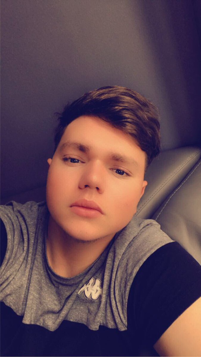 ste_ve🍁🪐 (@steve91555942) on Twitter photo 