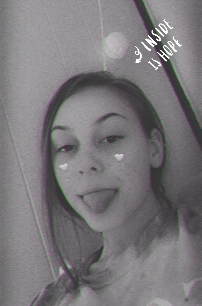 Taiah_w_estetic's tweet photo. 𝕀𝕥’𝕤 𝕤𝕒𝕕 𝕓𝕦𝕥 𝕝𝕚𝕗𝕖 𝕚𝕤 𝕗𝕦𝕝𝕝 𝕠𝕗 𝕤𝕦𝕕𝕕𝕖𝕟 𝕘𝕠𝕠𝕕 𝕓𝕪𝕖’𝕤😭☹️ #Estetics #love #cute #like4like #l4l #f4f #shoutout4shoutout #tweetdaily #thankful #live #wcw #followforfollow #follow4follow https://t.co/LN8knckRyZ