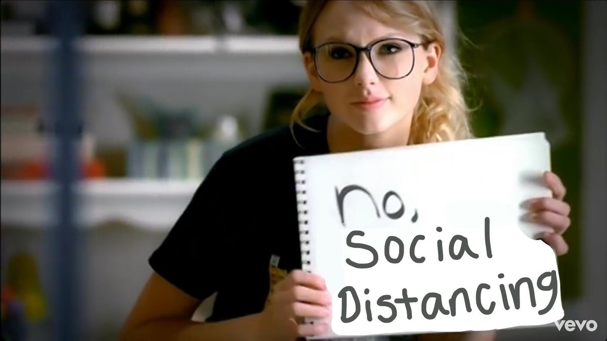 WildesstDreamss's tweet photo. @taylornation13 Me staying at home @taylornation13 #SwiftiesAtHome https://t.co/p7mrcLfkxo