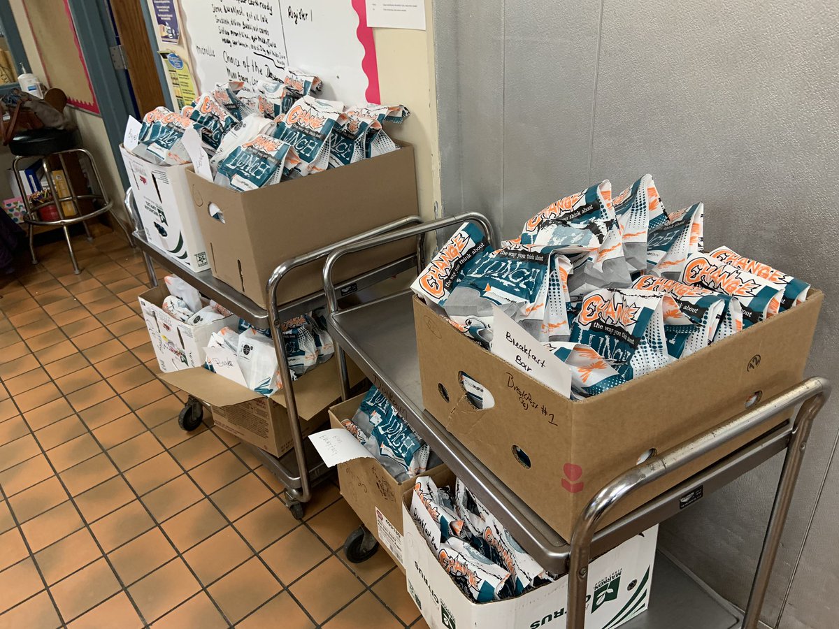 HendersonSchool's tweet photo. We are Thankful for our Child Nutrition Department for providing meals for our students during this time. They are Extraordinary Leaders! #extraordinaryhcs https://t.co/gX0BbrJAJd