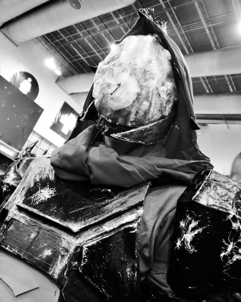 JallerArts's tweet photo. Couple pictures I took during #LaMole2020
___________________
#mole2020 #lamole #cosplay #convention #destiny #destinycosplay #guardian #destinyguardian #hunter #destinyhunter #huntercosplay #hunterclass #Destiny #destiny2 https://t.co/qecAL1T03h