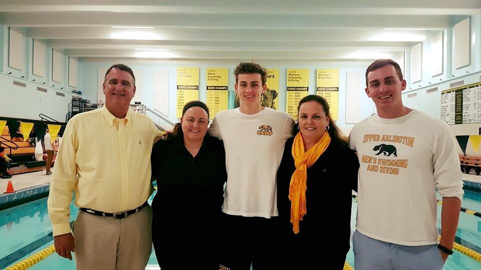 UAMensAquatics's tweet photo. UA Aquatics lost a man who represented the best of us more then anyone today.  Steve Neri was a role model as a father, husband and swim parent.  Our hearts break for Carolyn, Ashley, Sean and Parker, RIP Steve your voice will be with us forever 🙏 @uawaterbears @Girls_Aquatics https://t.co/tJkfd619Xi