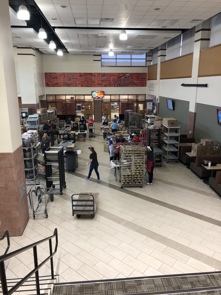 Jan Combs (@jancombs20) on Twitter photo Our amazing food service employees making meals for our families!! <a href="/HSESchools/">Hamilton Southeastern Schools</a> <a href="/AllenBourff/">Dr. Allen Bourff</a> <a href="/MFullhart/">Michelle Fullhart</a> Our amazing food service employees making meals for our families!! <a href="/HSESchools/">Hamilton Southeastern Schools</a> <a href="/AllenBourff/">Dr. Allen Bourff</a> <a href="/MFullhart/">Michelle Fullhart</a>