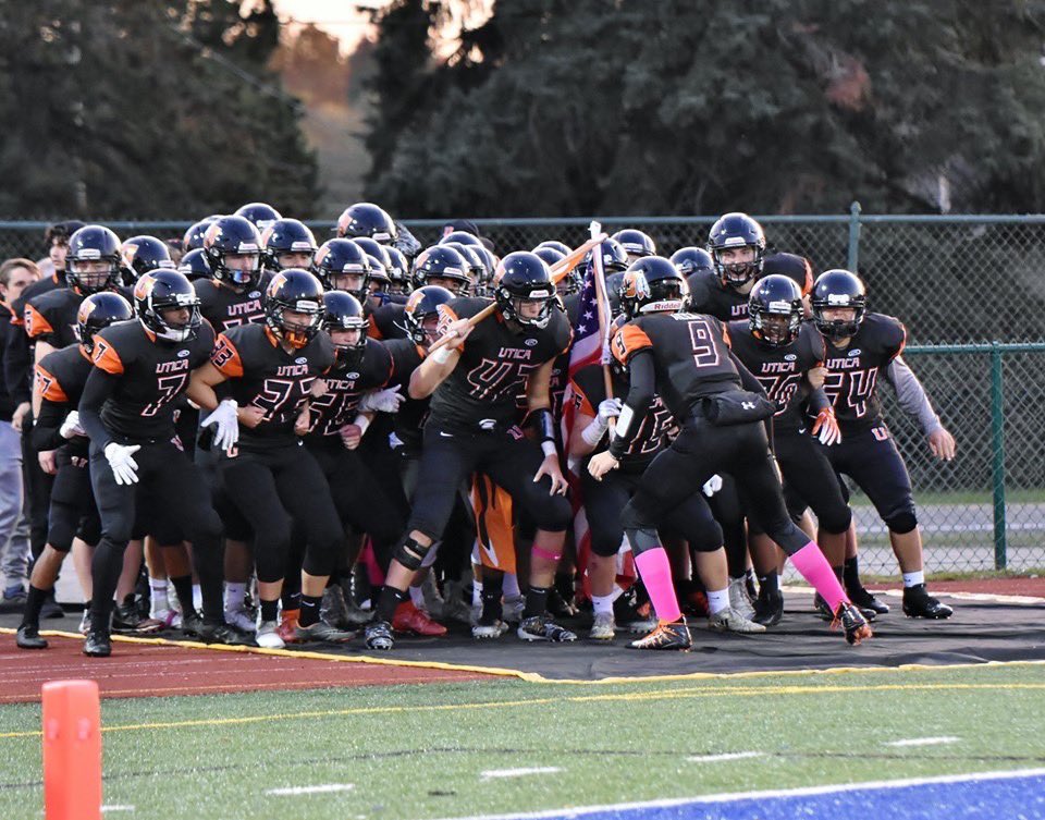 zackeen9's tweet photo. Dear lord thank you for allowing me to live out these memories with my friends, coaches, teammates, and family because now who knows if we will be able to experience the rest... https://t.co/PoYPOukoWm