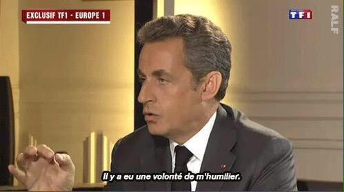 DocPokmon's tweet image. Macron quand il a vu qu'on a pas respecter sa règle de sortie #MacronDirect