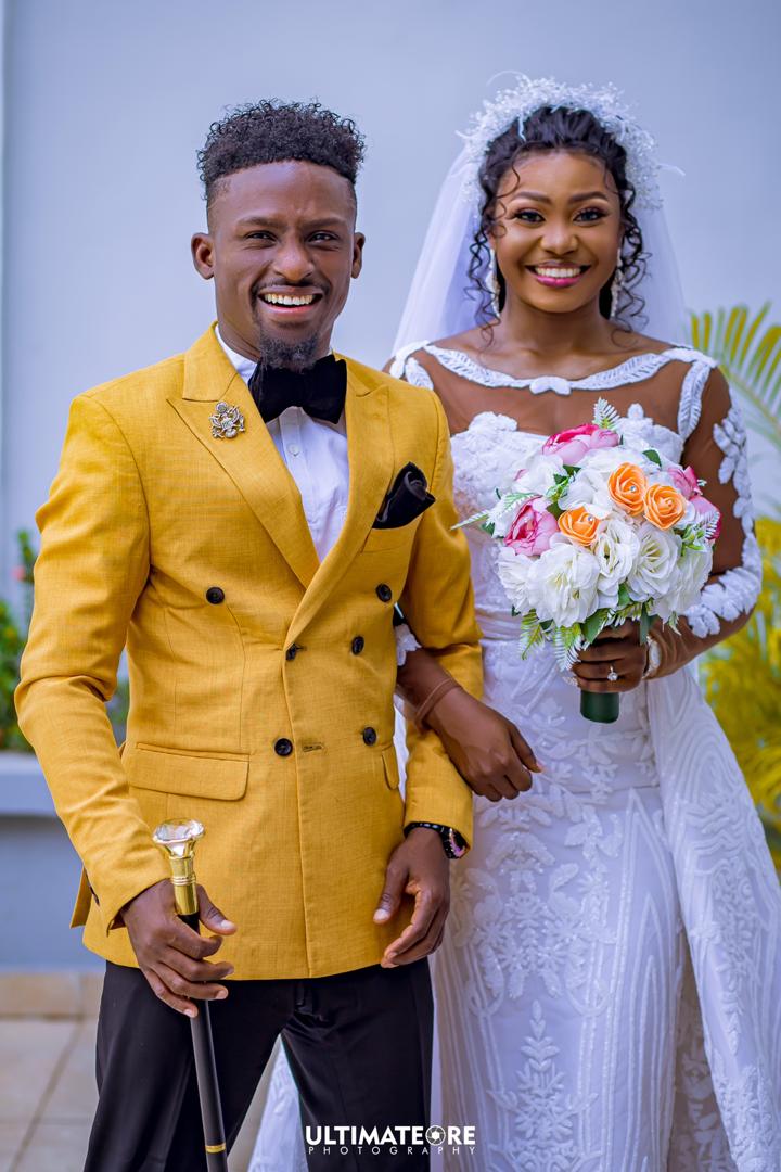 ademoladebusoye's tweet photo. "we dated for 9 years I never saw her pant" - MC Rhelax of Hip TV (host of that street show).

Me: I can't believe it!!!

On Saturday, the dude got married to same lady.

Who said there aren't good men out there? https://t.co/Vx81cJGQvd