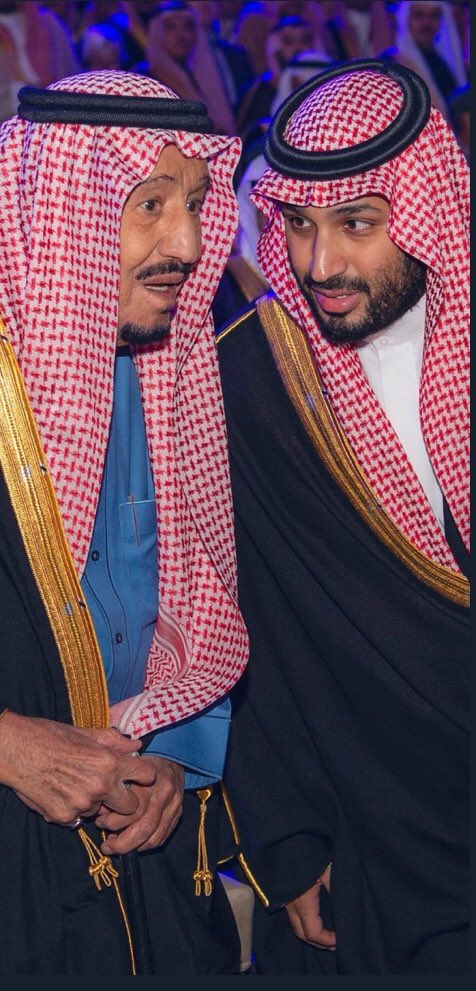1ibrahe8's tweet photo. #العفو_عن_السجناء_بسبب_كورونا
جربنا الحجر المنزلي اقل من يومين يالله قد ايش تغيرت النفسيه فما بالكم بالي له سنين مايشوف الشمس يالله يفرج على كل مسجون 
.. تكفون تساهلو معهم 😭😭😭 https://t.co/iYNaPifHeq