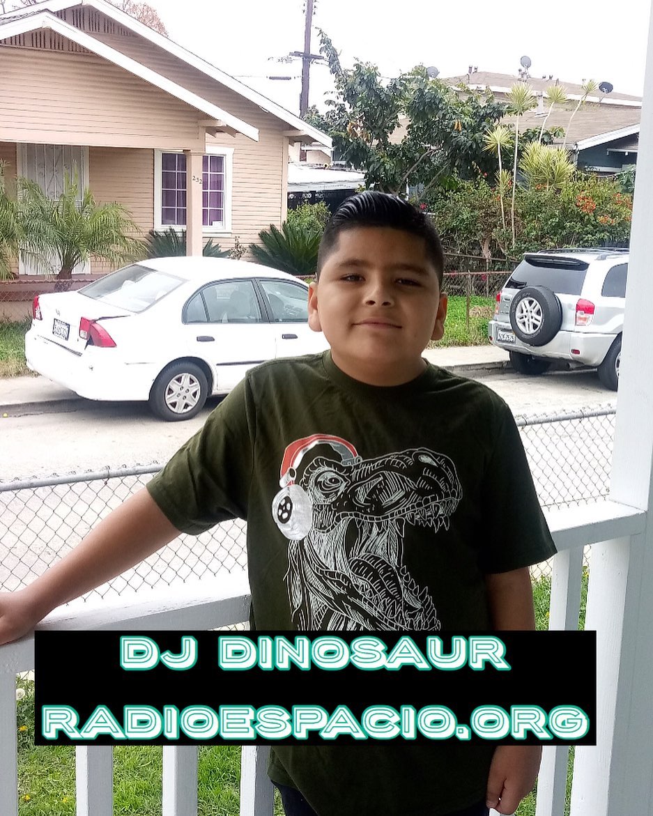 radio_espacio_'s tweet photo. Check out DJ Dinosaur's latest mix on the #RadioEspacio blog! From cumbias to sonidero, he'll have you dancing in no time!   #BoyleHeights  https://t.co/pK2eWFbWBZ https://t.co/UOeBNvlmW2
