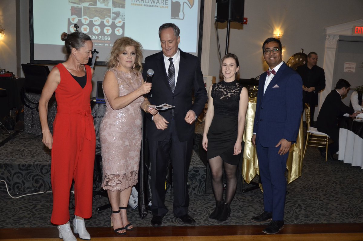 Congratulations to this year's Italian Night Scholarship recipients Amélie Blais (undergraduate student - Basic Science) and Dr. Sriram Sriperumbuduri (Nephrology Fellow).