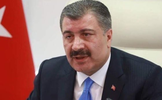 drama_tiyatro's tweet photo. Hangi siyasi düşüncede olursanız olun bu adamı UNUTMAYIN ! 
Bilimin ışığında savaşıyor, yorgunluğu ve uykusuzluğu gözlerinden okunuyor...
Her yönüyle takdir ediyorum ve ediyoruz. 
Allah yâr ve yardımcın olsun.. 
@drfahrettinkoca
#VirüseKocaDarbesi https://t.co/2cf3gqsmrI