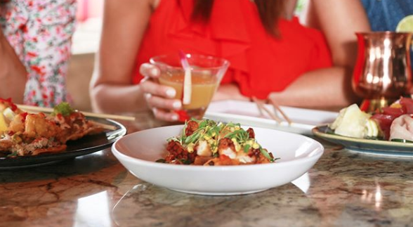 Take Happy Hour to the beach! 

Half-priced cocktails, wine by the glass, beer and snacks menu. 

Daily from 4-7pm 🍹

s3restaurant.com