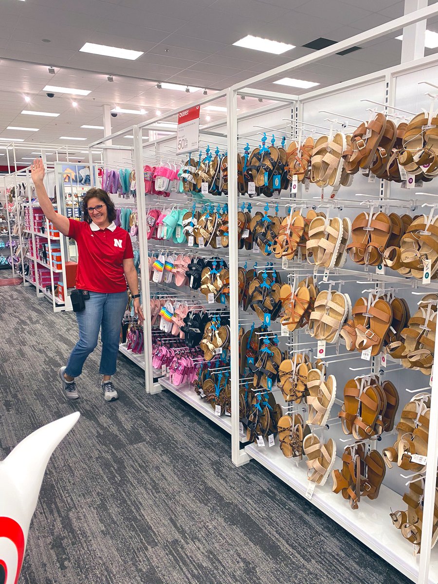 ETLAustin's tweet photo. I came back from my weekend off, and Shoes DBO Cindy blew my mind💁🏼‍♂️🙆🏼‍♂️ All of shoes looks fab, but I just had to show off her kid’s shoes refresh😍 @katie_konopasek @Raechel2303 @trevinnelson45 @TiffMisk https://t.co/bJIKW4LfhK