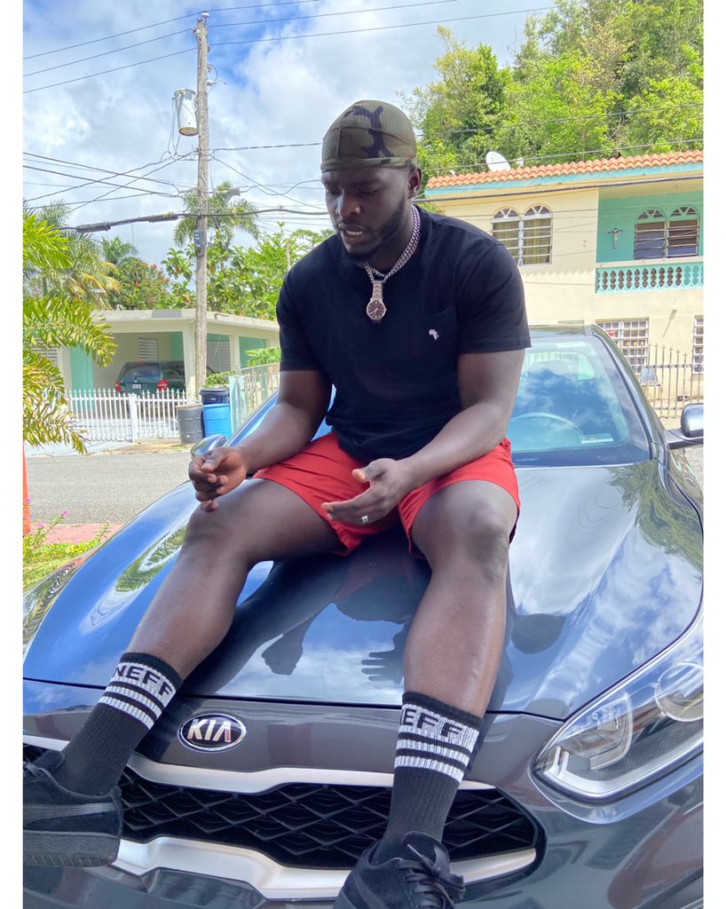 LivingBased's tweet image. Humble Beast 🦧