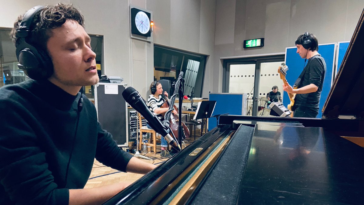BBC Radio Scotland (@bbcradioscot) on Twitter photo When we call music beautiful we mean it! Absolutely beautiful <a href="/VicGalloway/">Vic Galloway</a> session from winner of the
<a href="/SCBursary/">Stewart Cruickshank Bursary</a> - <a href="/JaredCelosse/">Jared Celosse</a> - right now on <a href="/bbcsounds/">BBC Sounds</a> When we call music beautiful we mean it! Absolutely beautiful <a href="/VicGalloway/">Vic Galloway</a> session from winner of the
<a href="/SCBursary/">Stewart Cruickshank Bursary</a> - <a href="/JaredCelosse/">Jared Celosse</a> - right now on <a href="/bbcsounds/">BBC Sounds</a>