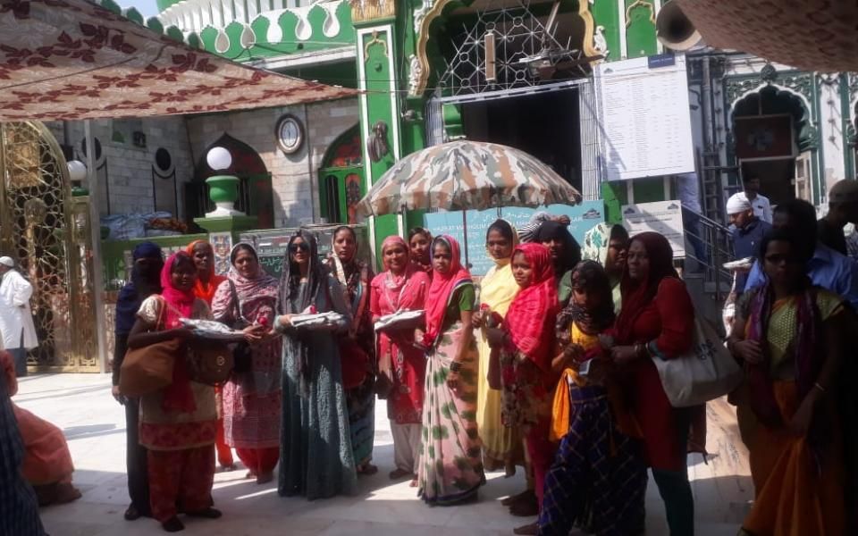 uriglobal's tweet photo. A group of HIV-positive women in Mumbai, India, once shunned by their communities and reluctant to step outside, were given a tour of multiple faiths' houses of worship and welcomed inside each one, thanks to two URI member groups.
Learn more: https://t.co/OMKA7SeN3Z
#WeeklyShot https://t.co/BkeMf2TNcp