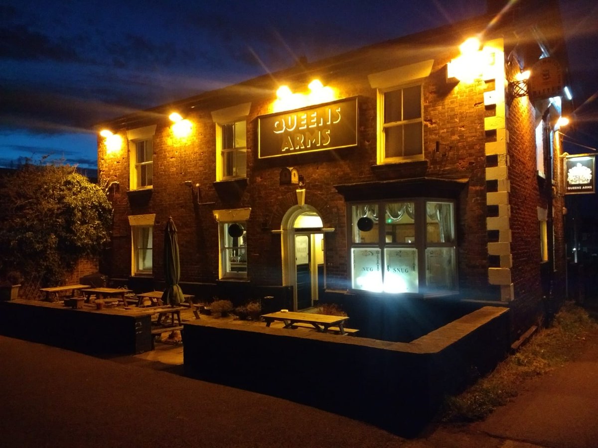 Pub tenants are still being told to pay their rent by owners whilst the #PrimeMinister says "avoid pubs" due to #covidー19uk 
<a href="/BorisJohnson/">Boris Johnson</a> how will they pay their rent when the pubs are empty on your advice?