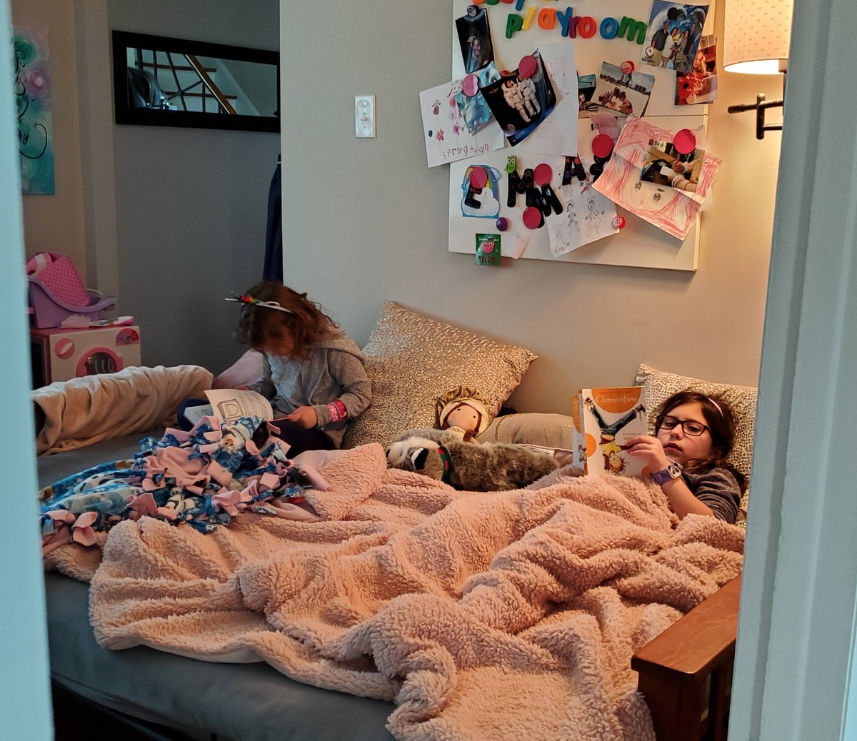 HeatherSegredo's tweet photo. May not being teaching my tigers today but homeschooling my wildcats. We did our work and then had DEAR time. https://t.co/O9Nwe6QOer
