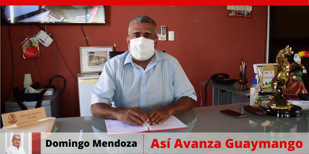 GobMGuaymango's tweet photo. #EnAcción Como medida preventiva, nuestro alcalde Domingo Mendoza, equipo a los empleados municipales de mascarillas y alcohol gel, asimismo las personas mayores de 60 años fueron enviados a su casa a fin de cuidar su salud.

#AsiavanzaGuaymango
@GobMGuaymango https://t.co/RjZMvs3yw8