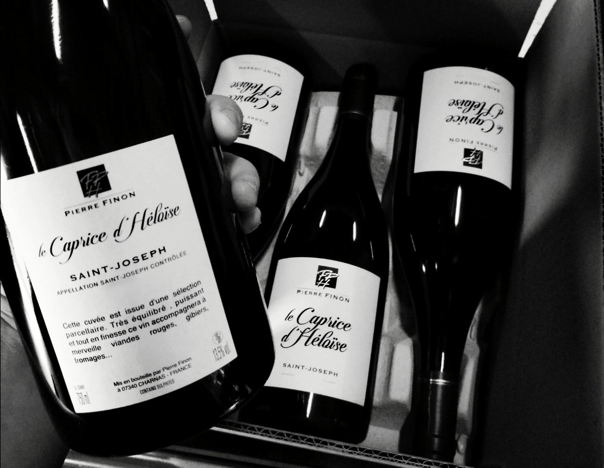 domainefinon's tweet photo. Le Caprice d'Héloïse :
Sélection d'une parcelle située dans une ancienne carrière de granites. Toute en finesse, cette cuvée est à apprécier sur une viande rouge ou seule pour le plaisir.
#wine #ardèche #domainepierrefinon #redwine #lecapricedhéloïse https://t.co/oaTq6VTOib
