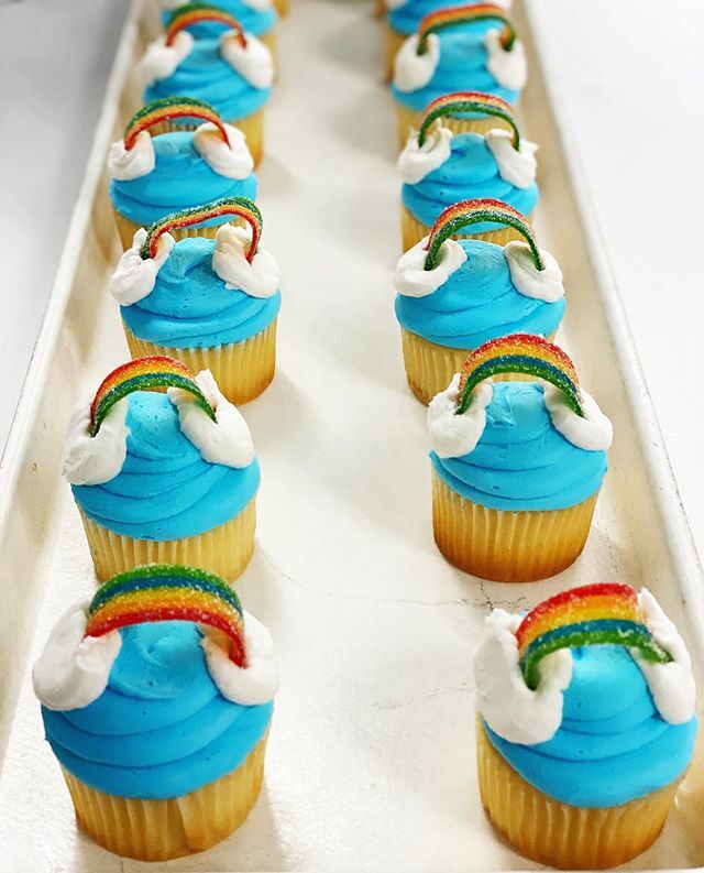 ligersgood's tweet photo. We’re all looking for that pot at the end of the rainbow right now 🌈 #ligersbakery #stpattys #mgmeats #rainbows #montgomeryal https://t.co/xEpFgVlct8