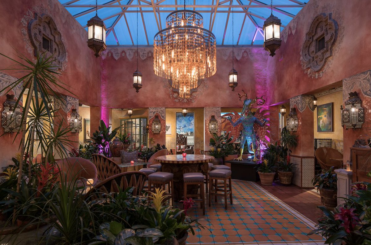 Hello, Austin. We have decided to close our doors to in-house dining as of tomorrow - until further notice. Starting tomorrow, for the first time in Fonda San Miguel history, we will be offering curbside pickup for select menu items between 4-7pm. 

The Fonda San Miguel family