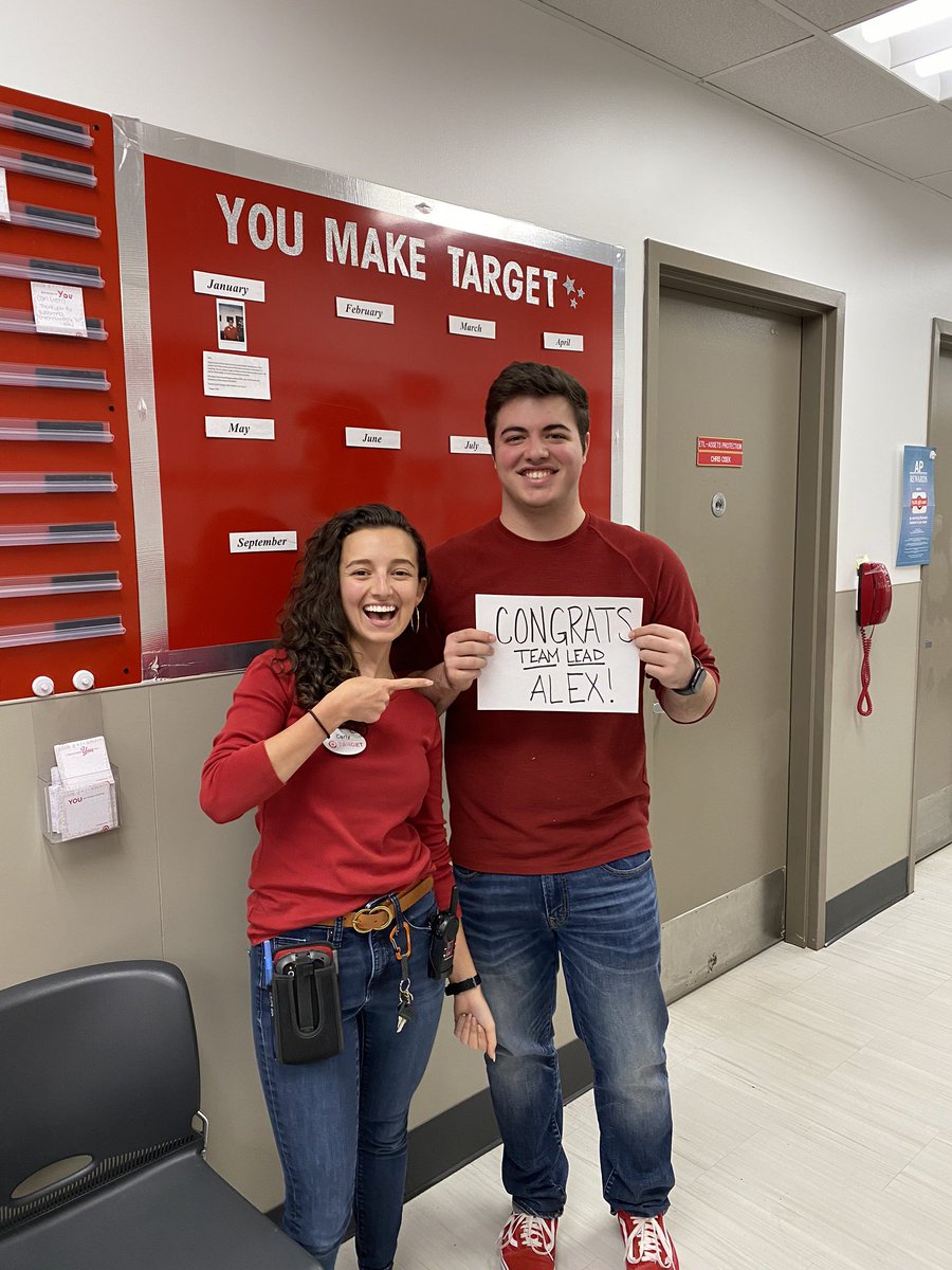 Carly Sellaro tweet media