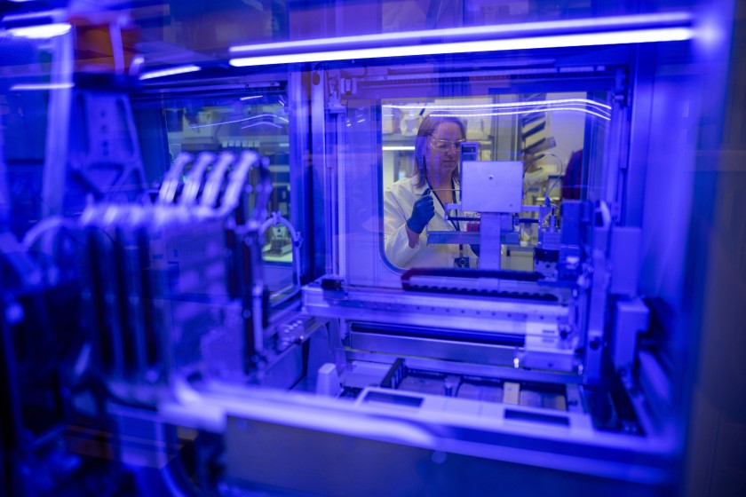 UCDavisResearch's tweet photo. Katie Zegarski, supervising clinical lab scientist at #UCDavis Health, runs through the process of loading samples into a new testing instrument for the virus that causes #COVID19 #coronovirus. Story via @latimes https://t.co/WFB72ZzMkc https://t.co/jH9YKsxW8r