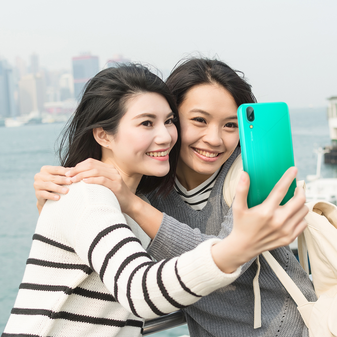 advan_id's tweet image. Buat yang udah lama gak foto bareng temennya, yuk ajakin selfie bareng dengan #AdvanG3Pro2020-mu. Itung-itung bisa jadi kenang-kenangan loh saat kamu cetak fotonya nanti. #NyamanPakeAdvan #SuperSpeed #Advan