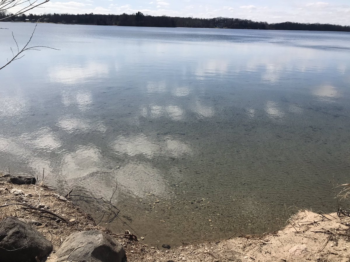 Jillniki's tweet photo. More Wisconsin views from yesterday to cheer up your timeline. #wisconsinlakes https://t.co/bVdNZlnkt8