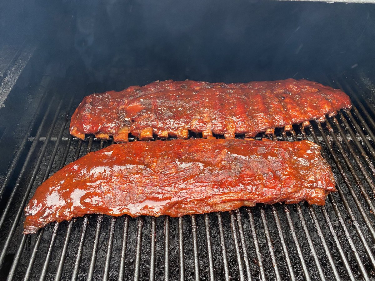 FHSCoachHump's tweet photo. Just a little grilling on the Pit Boss this evening. St. Louis style ribs and some Steaks.👌🏽 https://t.co/cR55eCUvbl