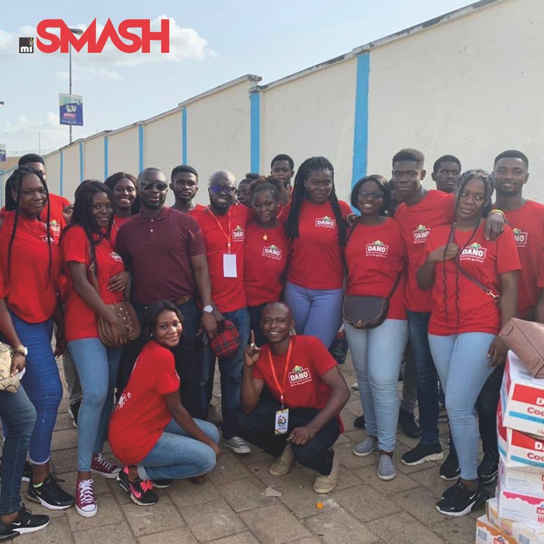marketicons's tweet photo. How ready are you for the link up after school? Forget everyone and become a smasher (@smashghana) now. Join the fun at https://t.co/yLzeCaIFdX

#smash https://t.co/KzVOyE2yJe