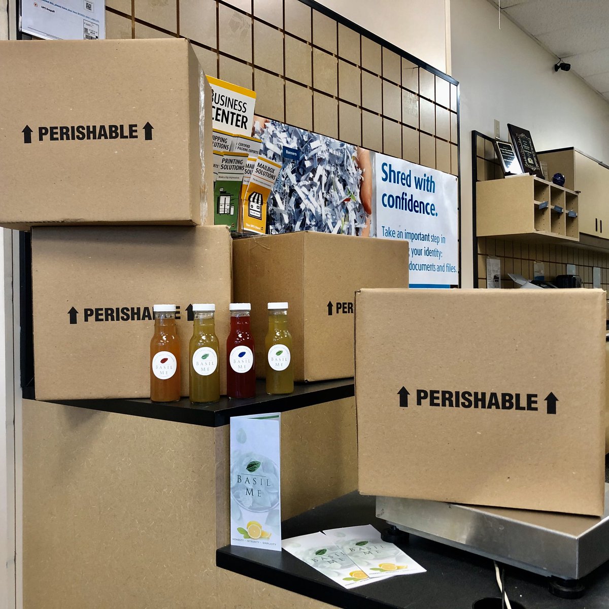 basilme_co's tweet photo. With the unfortunate set of circumstances weโre currently facing, #BasilMe is doing what we can, while we can.
#WeShip
๐ฆ๐ฆ๐ฆ
โข
โข
#BasilMe
#thealternative
๐ฟ https://t.co/SYUEaIxNfT