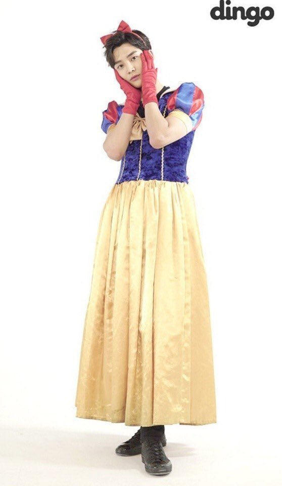 krowoona's tweet photo. 셒구나라 로니공쥬 https://t.co/ngRVEoVuUV