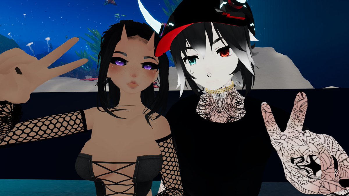 Hambs5's tweet image. Just tried this map called Submerge in #VRChat by @VRCFins and gosh, it was amazing, I had big spook at the end. Nice work keep it that way fins ! 😁