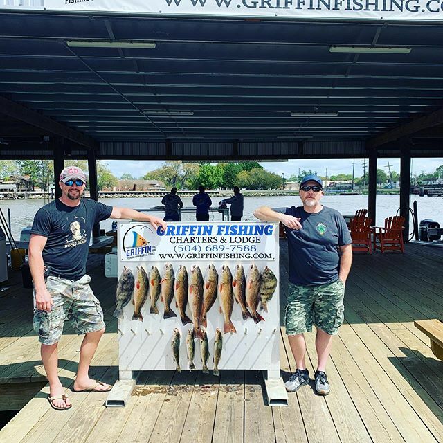 Connecticut boys catch reds down on the bayou! #louisianafishingcharters #neworleansfishingcharters #redfish ift.tt/3cYSIaB