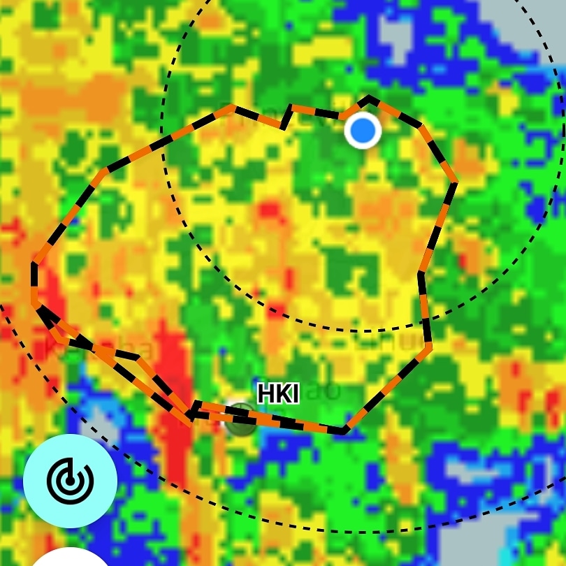 surfhanalei's tweet photo. Kilauea, on Kauai's north shore is the "blue" index point. Rain continues with occasional gusty SE winds ~
#hiwx #mPING #NWSHonolulu #GuyHagi https://t.co/ThthuMpz3m